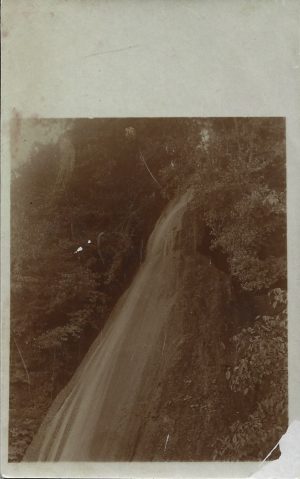 Cascada de lângă Geoagiu, fotografie cca anii 1920-1930