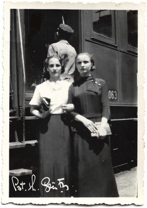 În gara Piatra Neamț, 1935