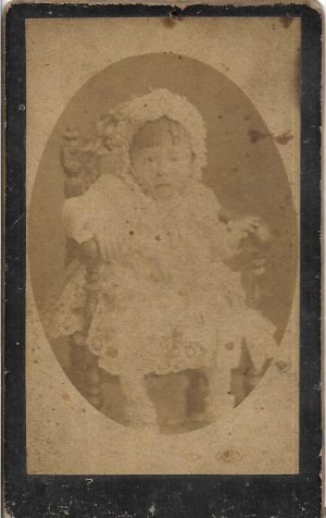 Fotografie studio Marie Szöllösy, București