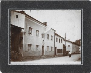 Stradă cu case, cca fin de siècle