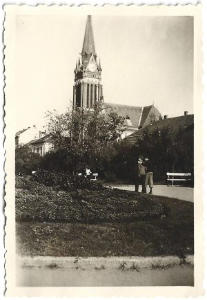 Biserica Roșie din Arad, 1937