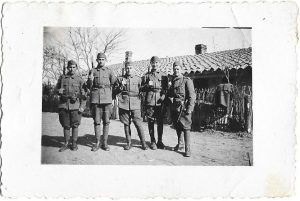 Militari români la Zeliabovka, Crimeea, Al Doilea Război Mondial