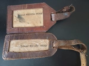 Etichete care au aparținut lui Moise Rișcuția, comandantul Gărzilor Naționale Române din Arad în anul 1918