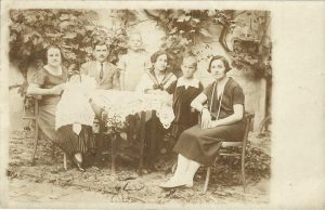 Fotografie de grup, perioada interbelică