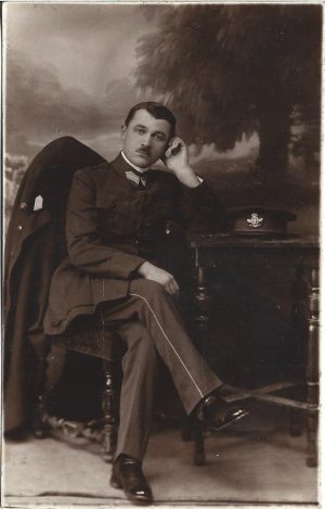 Subofițer român de aviație, studio Foto Select, Iași, perioada interbelică