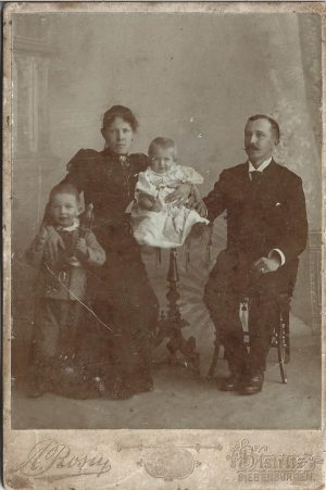 Fotografie studio Roșu, Bistrița