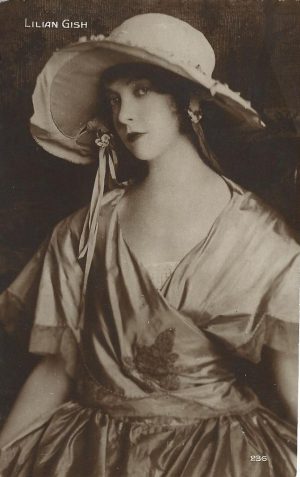 Lilian Gish, carte poștală