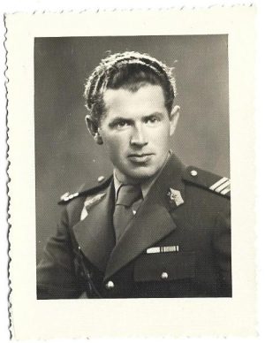 Căpitan Emil P Sângeorzan, Batalionul 8 Vânători de Munte din Bistrița, portret, perioada regalității, studio Foto M Vesa - ANEF
