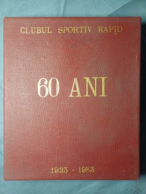 Clubul Sportiv Rapid București, plachetă aniversară – 60 de ani (1923 - 1983), cu cutie