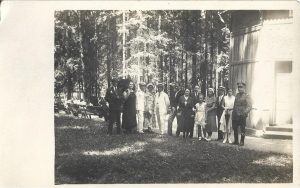 Turiști la Vatra Dornei, 1932