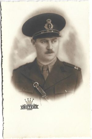 Portret de ofițer român, studio Cristescu, Călărași, perioada regalității