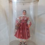 Păpușă țărancă cu ulcior, cu cutie, Cooperativa Arta Crișana, Oradea, Anticariat Historiarum