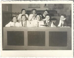Fete în uniforma Straja Țării, 1939