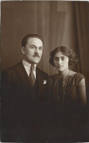 Fotografie de cuplu, România, perioada interbelică