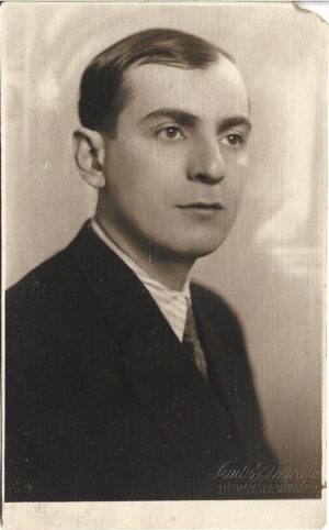 Portret de bărbat, studio fotografic Lupu & Bartha, Constanța, perioada interbelică