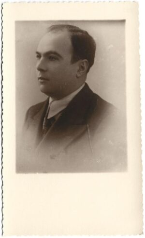 Portret de bărbat, România, perioada interbelică