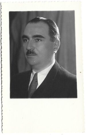 Portret de bărbat, România, perioada interbelică