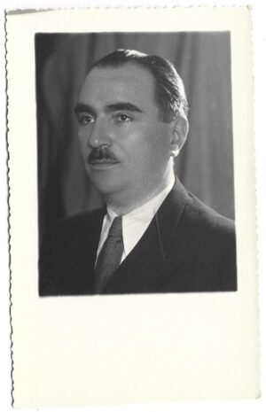 Portret de bărbat, România, perioada interbelică