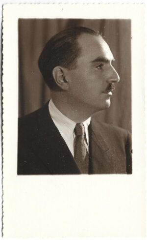 Portret de bărbat, România, perioada interbelică