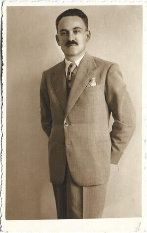 Portret de bărbat, România, perioada interbelică