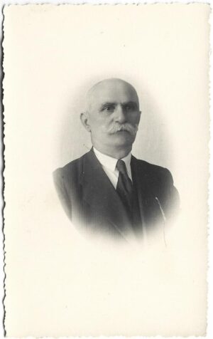 Portret de bărbat, România, perioada interbelică
