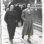 poza veche Instantaneu femei perioada interbelică România, Anticariat Historiarum