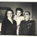 Maior român cu barete de decorații și insigna Cercul de Recrutare Dorohoi perioada regalității