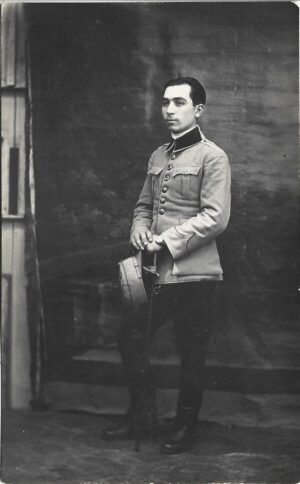 poza militara veche Ofițer român cu sabie perioada interbelică, Anticariat Historiarum