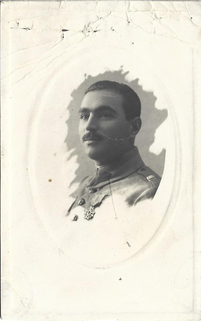 poza militara veche Ofițer român decorat cu Ordinul Coroana României, Anticariat Historiarum