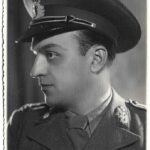 poza militara veche Ofițer Regimentul de Gardă al Conducătorului Statului Ion Antonescu 1941, Anticariat Historiarum