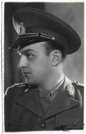 poza militara veche Ofițer Regimentul de Gardă al Conducătorului Statului Ion Antonescu 1941, Anticariat Historiarum