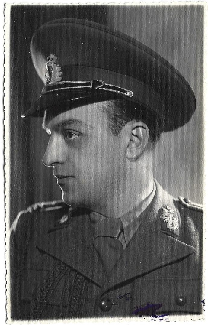 poza militara veche Ofițer Regimentul de Gardă al Conducătorului Statului Ion Antonescu 1941, Anticariat Historiarum
